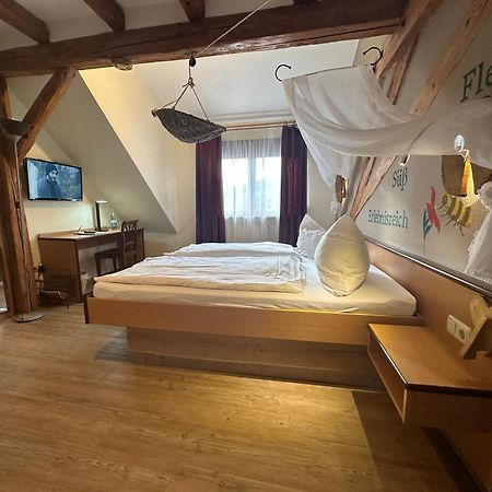 Gasthaus & Hotel Drei Lilien 베르바크 외부 사진