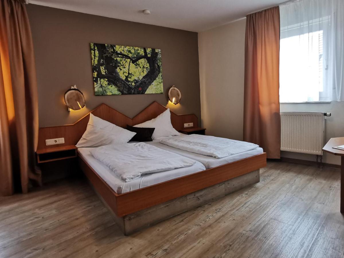 Gasthaus & Hotel Drei Lilien 베르바크 외부 사진