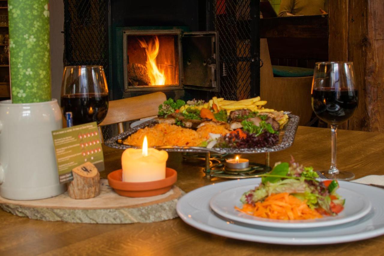 Gasthaus & Hotel Drei Lilien 베르바크 외부 사진