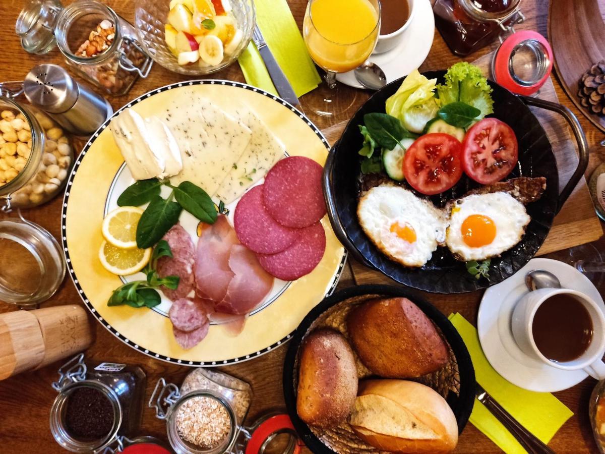 Gasthaus & Hotel Drei Lilien 베르바크 외부 사진