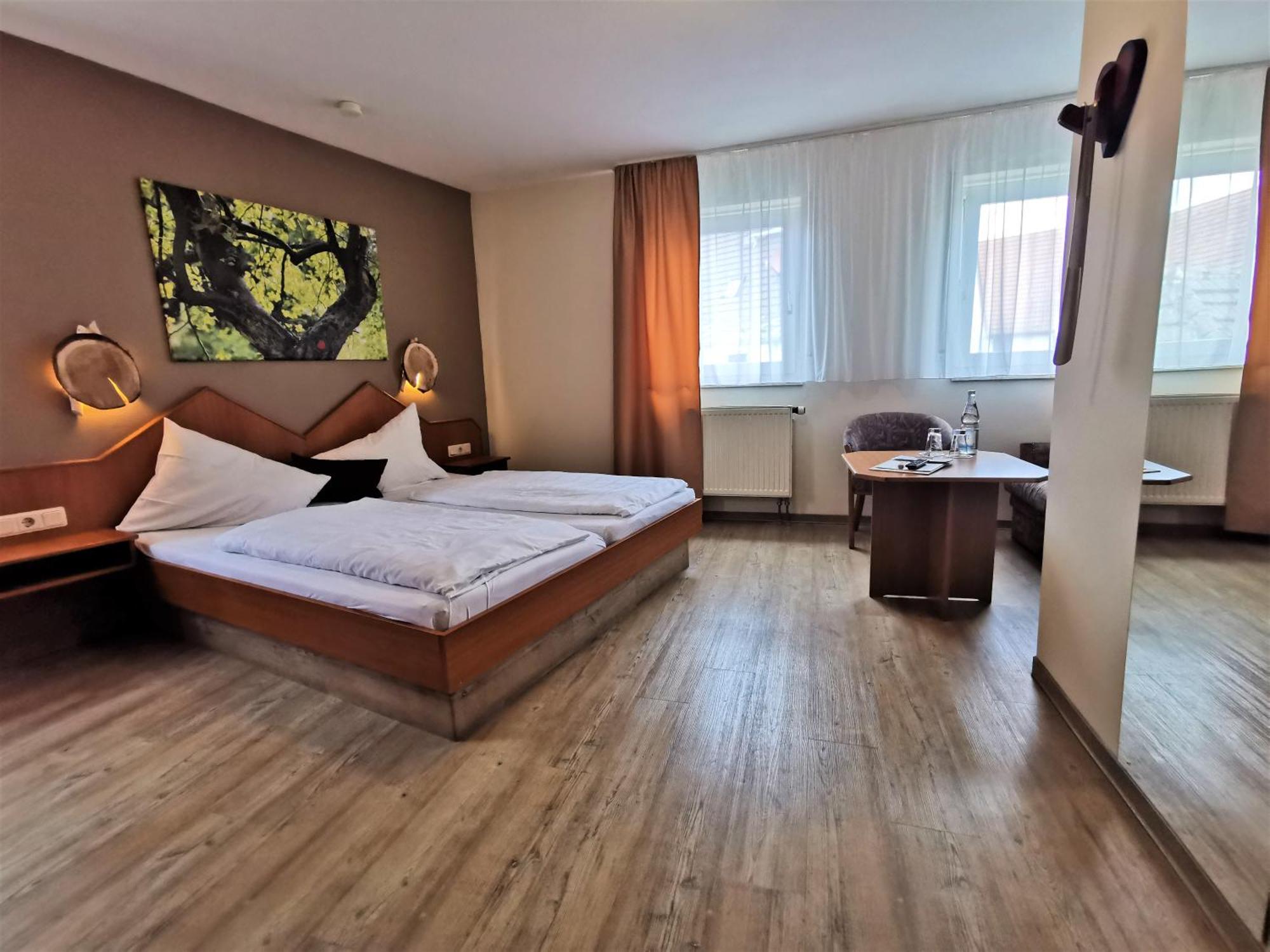 Gasthaus & Hotel Drei Lilien 베르바크 외부 사진