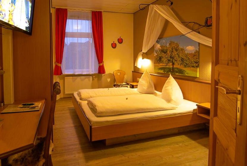 Gasthaus & Hotel Drei Lilien 베르바크 외부 사진